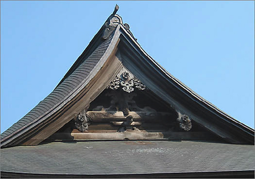kenchoji_gable_[trout].jpg